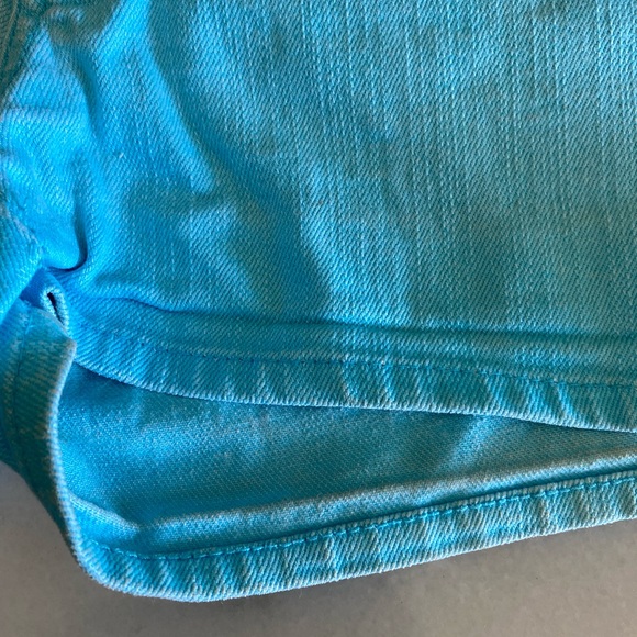 Tilt Jean Shorts - Picture 4 of 7